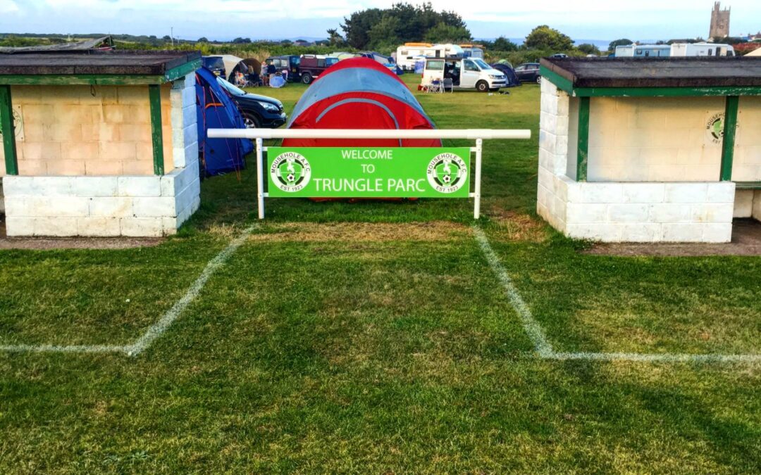 Engeland – Cornwall – Camping naast voetbalveld in Mousehole