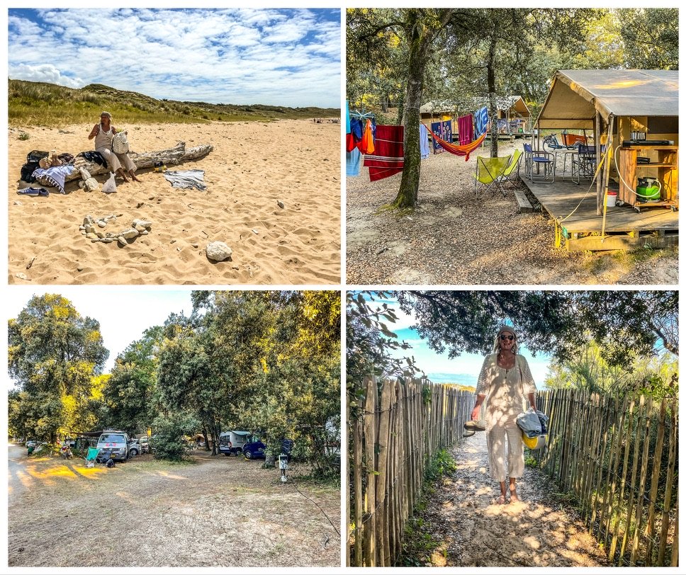 Foto's van strand met zittend vrouw