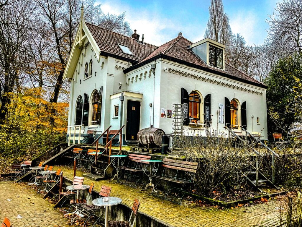 Distilleerderij T'Nieuw -Diep in het Flevopark