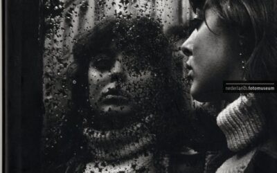 Een liefdesgeschiedenis in Saint Germain-des-Prés van Fotograaf Ed van der Elsken